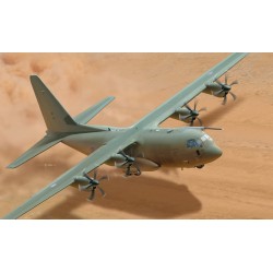 MODELO 1:48 C-130J C5 HERCULES