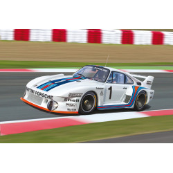 MODELO 1:24 PORSCHE 935 BABY