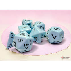 SET DE 7 DADOS OPACOS PASTEL AZUL C/NEGRO